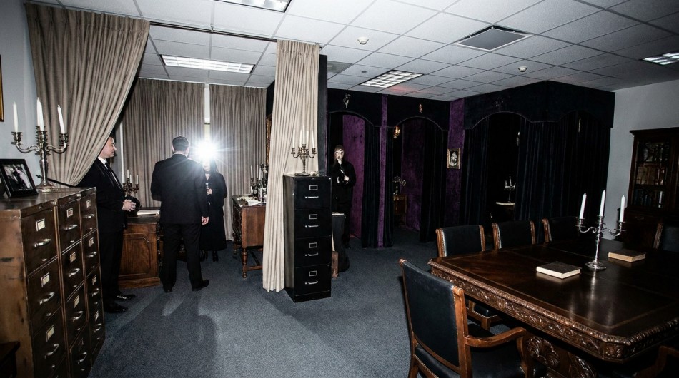 vampire-congress-backroom.jpg
